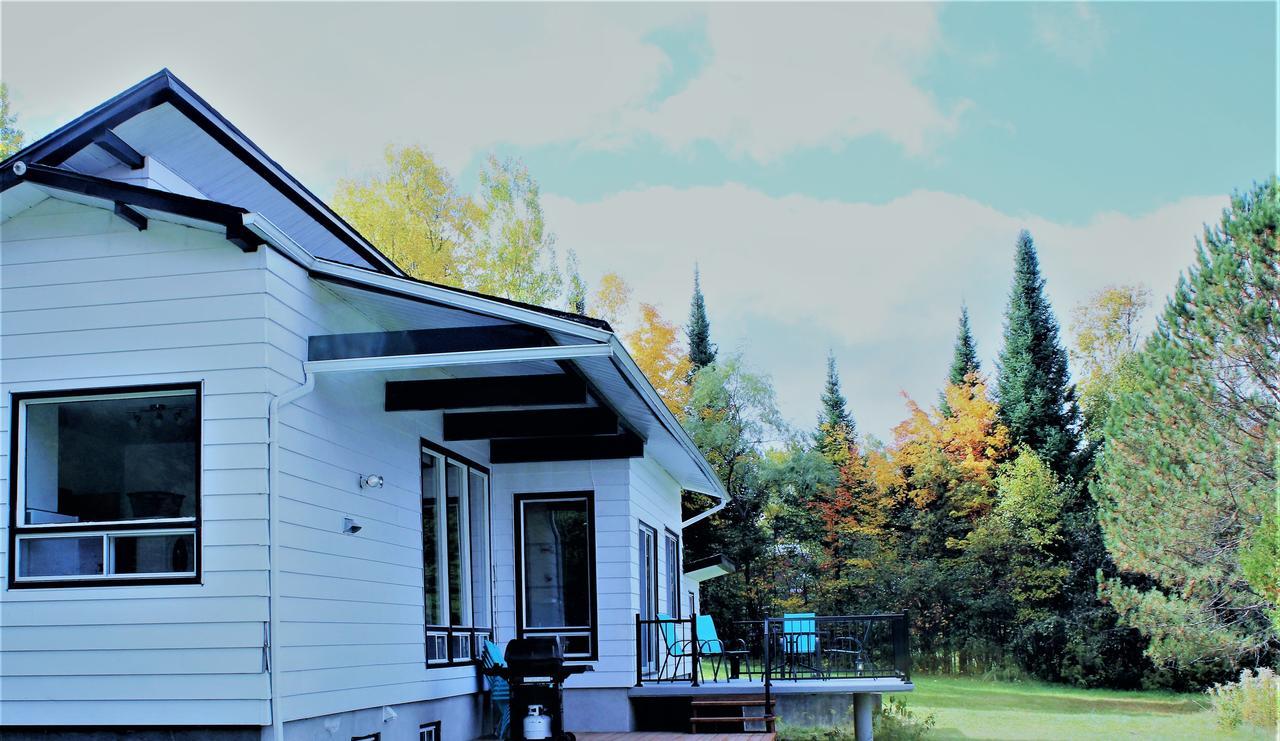 Lac-Superieur Chalet Riverain Crds Tremblant מראה חיצוני תמונה